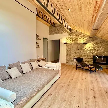 Apartment Cal Querol - Max 13 Pax Err